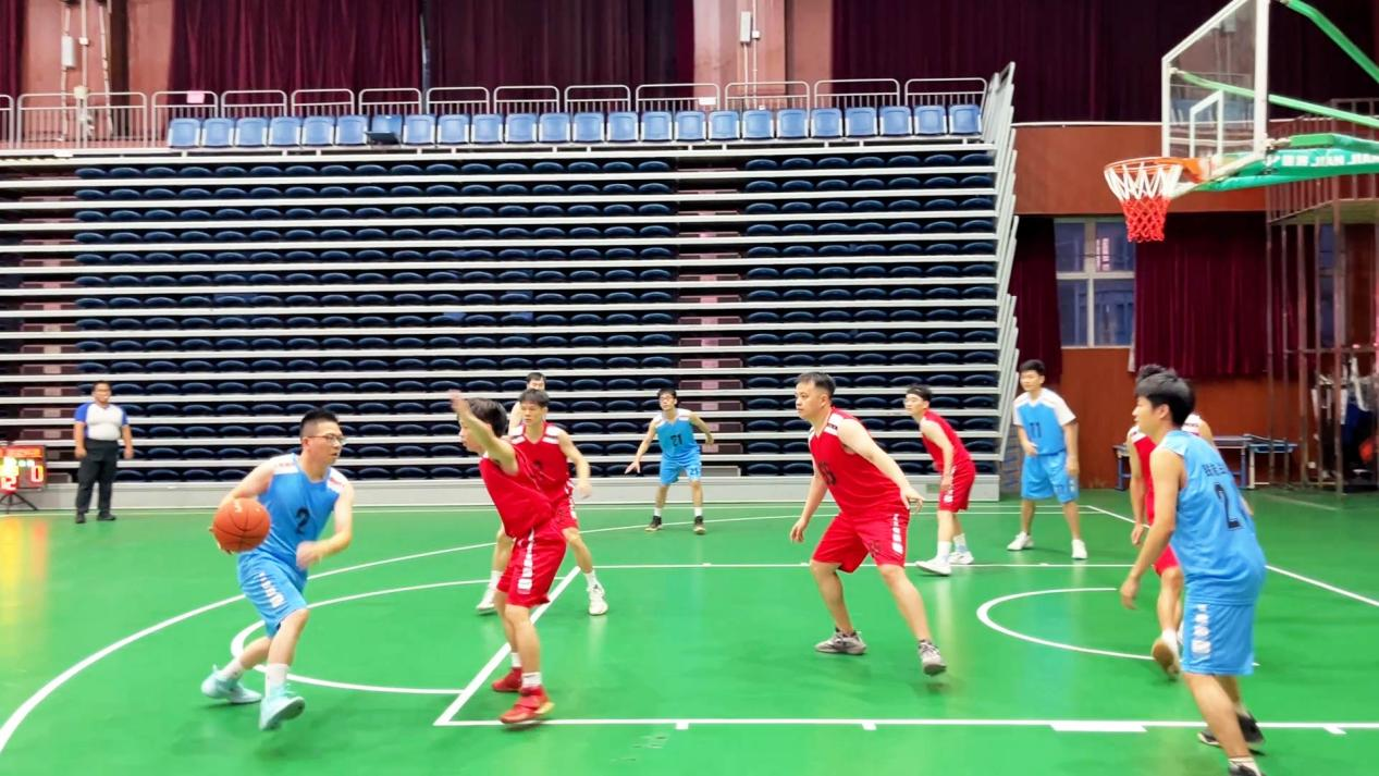 工会篮球赛丨热血篮不住!奋勇拼搏终不悔! 工会篮球赛丨热血篮不住!奋勇拼搏终不悔!