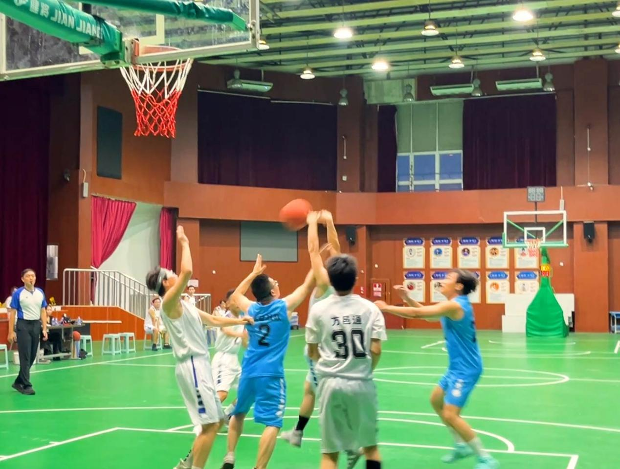 工会篮球赛丨热血篮不住!奋勇拼搏终不悔! 工会篮球赛丨热血篮不住!奋勇拼搏终不悔!
